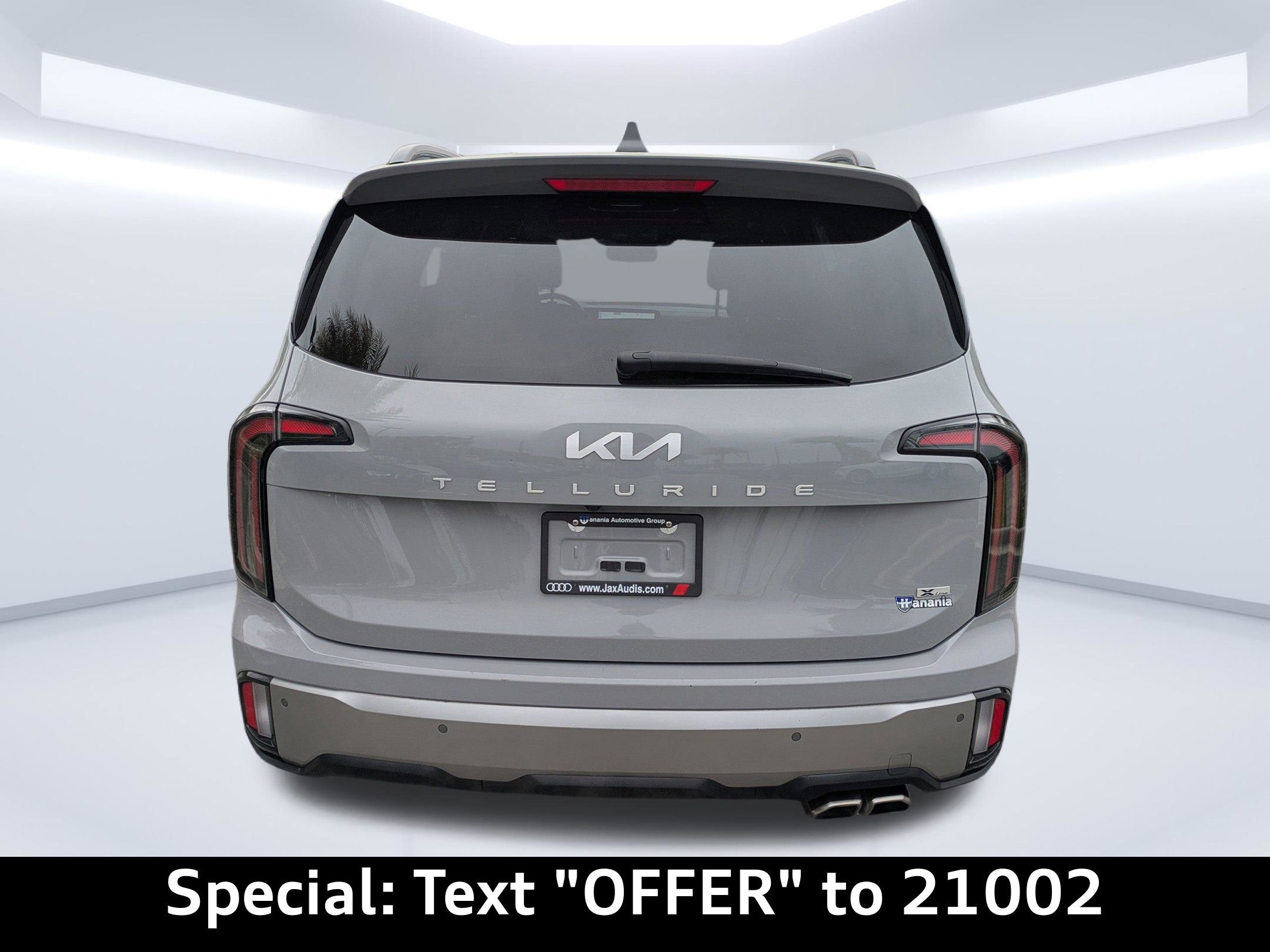 Used 2023 Kia Telluride EX X-Line image 3
