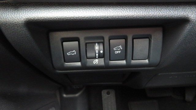 Used 2025 Subaru Outback Limited image 25