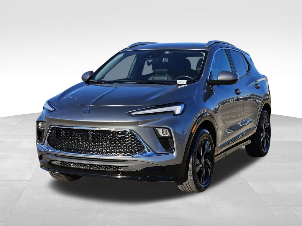 Used 2024 Buick Encore GX Sport Touring image 3