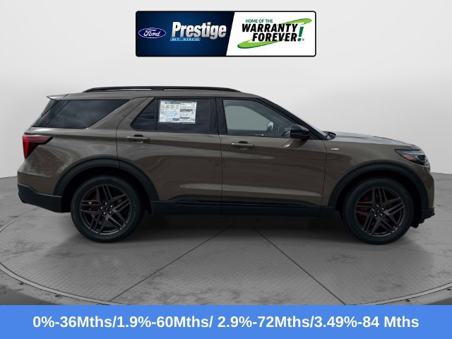New 2026 Ford Explorer ST-Line w/ ST-Line Street Pack RWD image 2