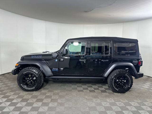 Used 2023 Jeep Wrangler Unlimited w/ Cold Weather Group image 6