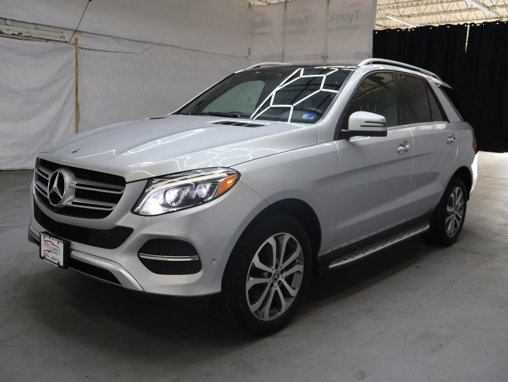 Used 2017 Mercedes-Benz GLE 350 4MATIC w/ Premium 2 Package image 3