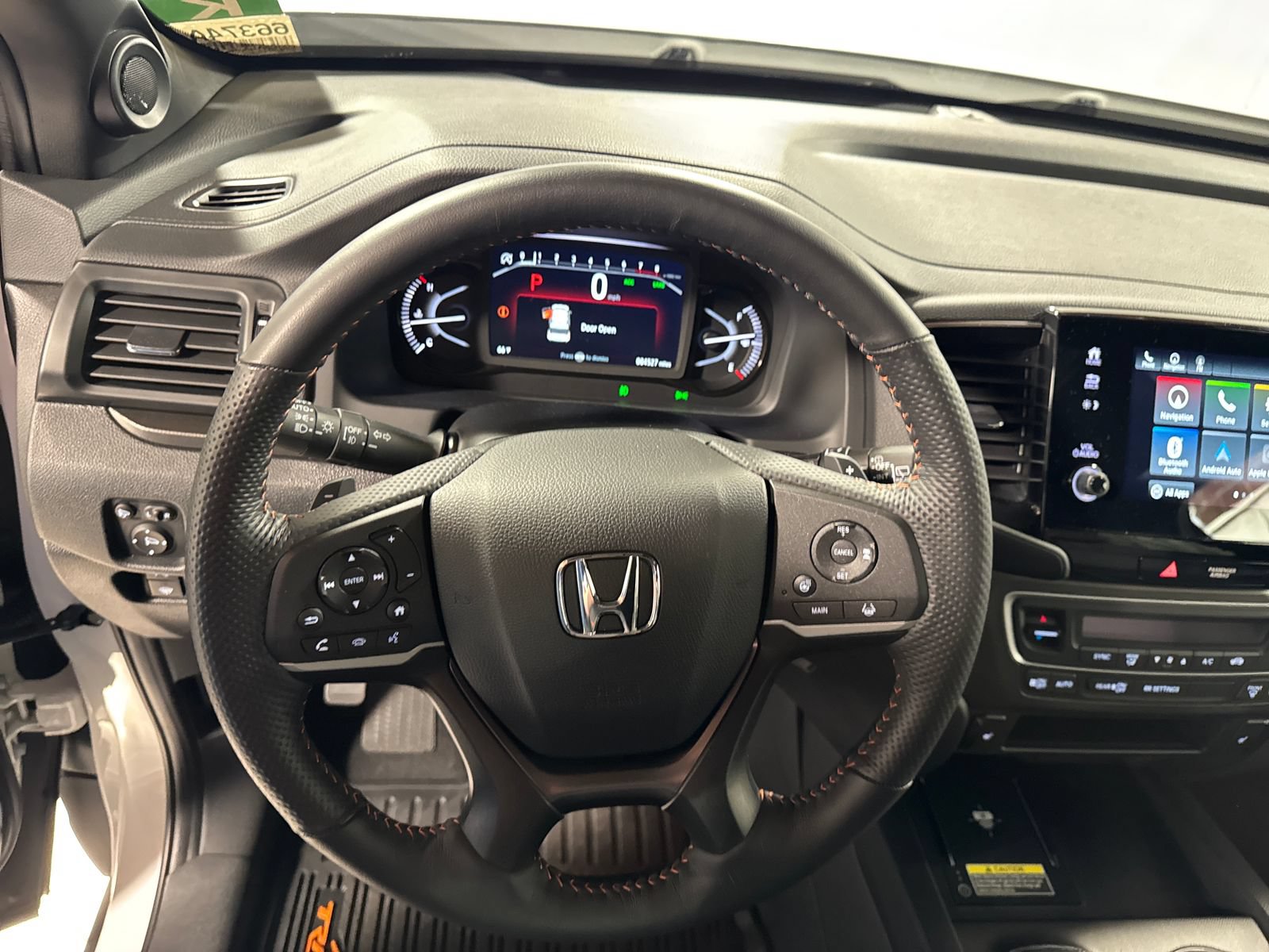 Certified 2025 Honda Passport TrailSport image 15