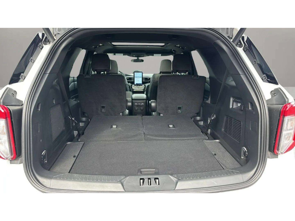 Used 2023 Ford Explorer ST w/ Equipment Group 401A image 10