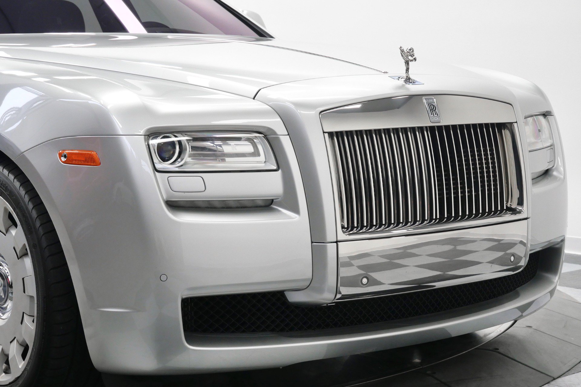 Used 2013 Rolls-Royce Ghost RWD image 44