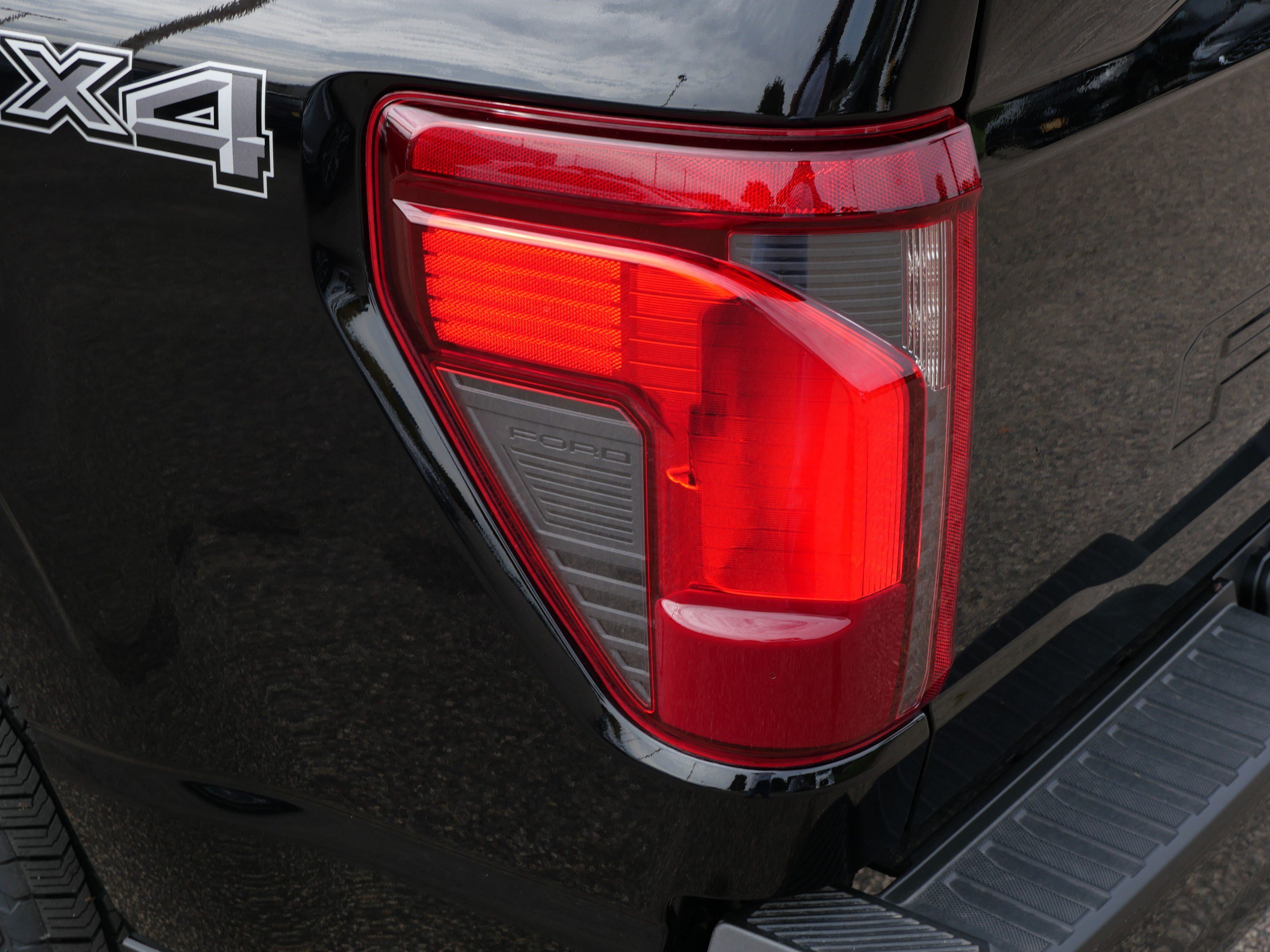 Used 2026 Ford F150 XLT w/ Equipment Group 302A MID AWD/4WD image 17