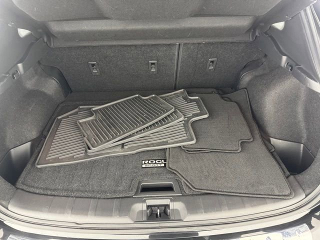 Certified 2021 Nissan Rogue Sport SV AWD/4WD image 24