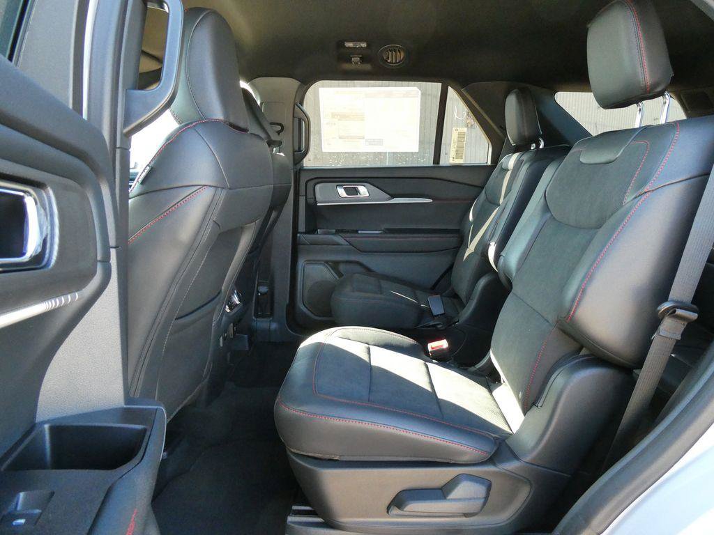 New 2027 Ford Explorer ST AWD/4WD image 16