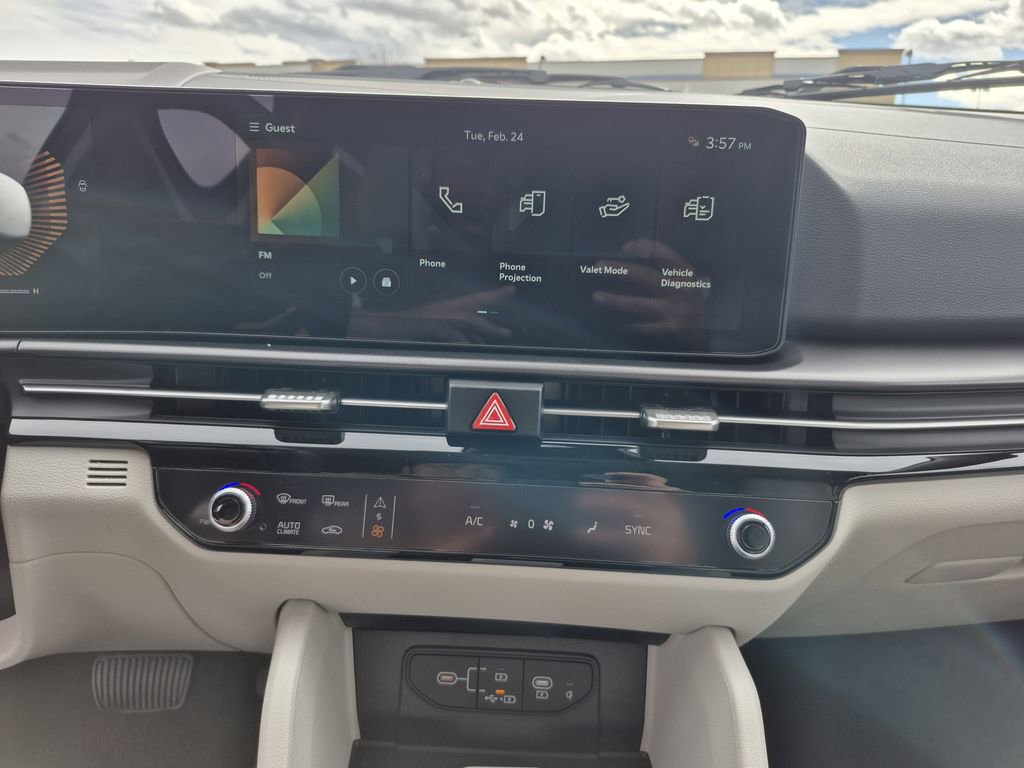 New 2026 Kia Sportage EX image 8