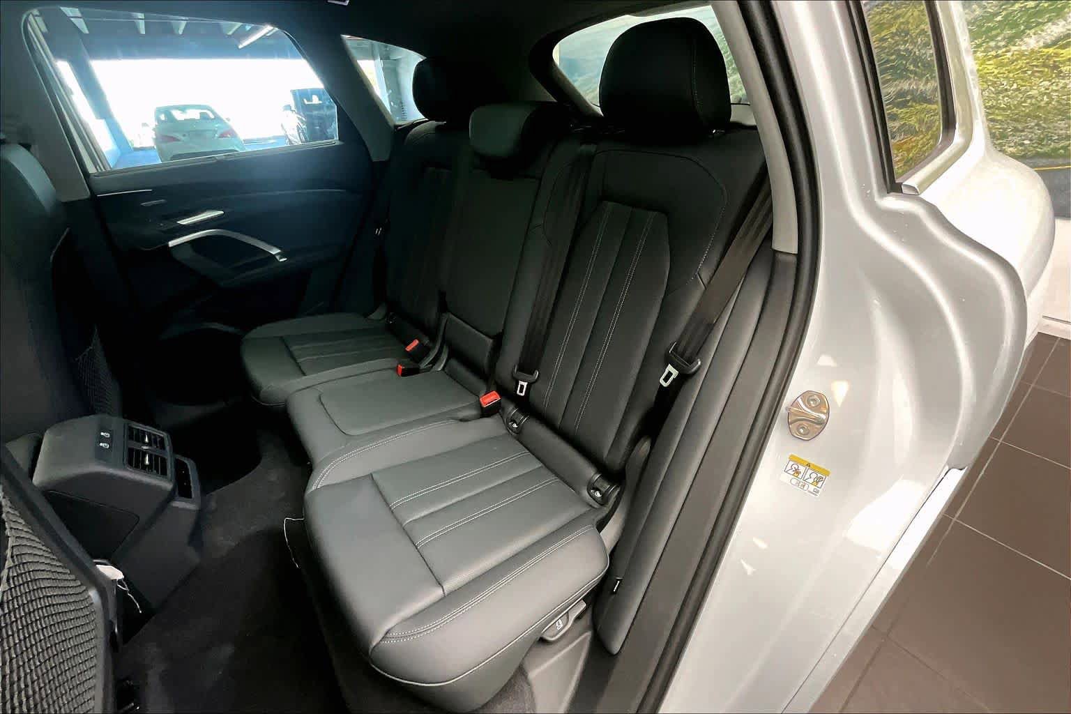 Used 2025 Audi Q5 Premium Plus image 21