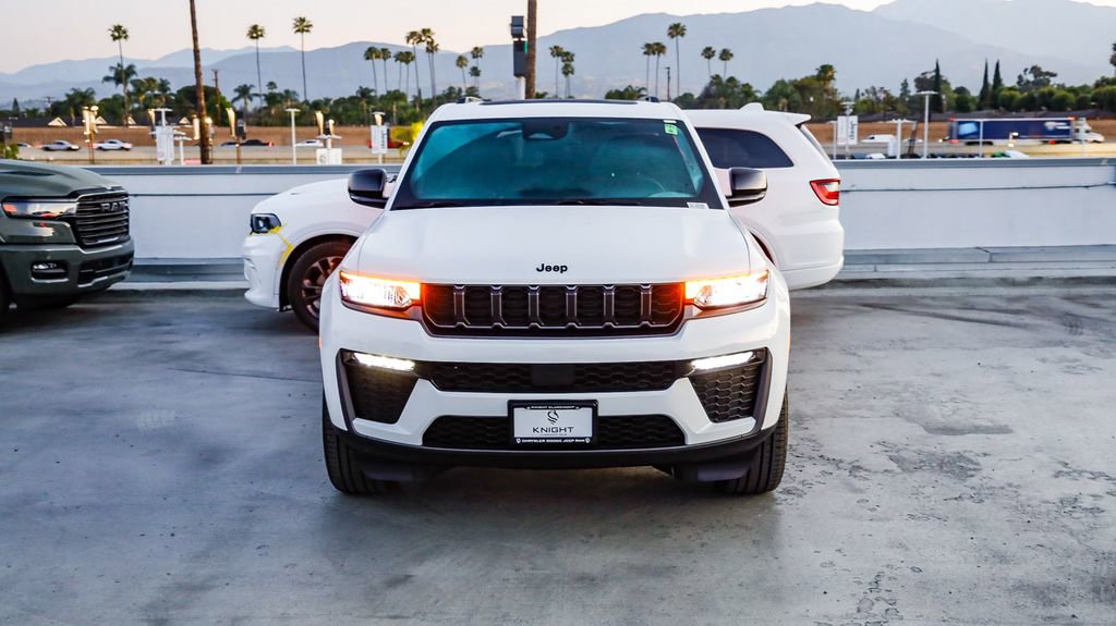 New 2026 Jeep Grand Cherokee Limited w/ Limited Altitude Package image 2