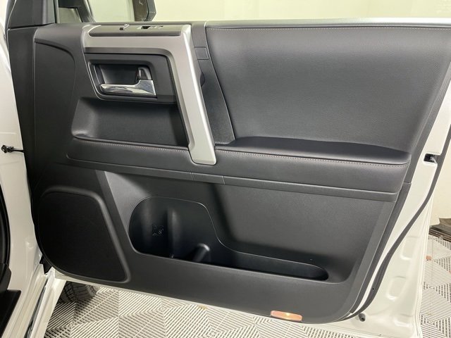 Used 2023 Toyota 4Runner Limited image 24