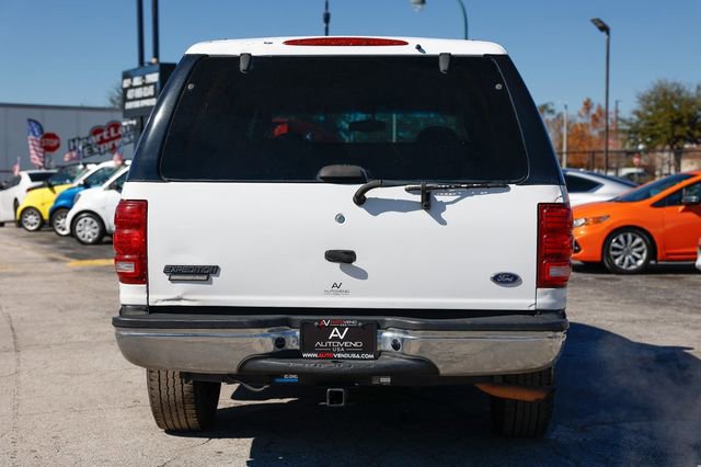 Used 2002 Ford Expedition XLT image 12