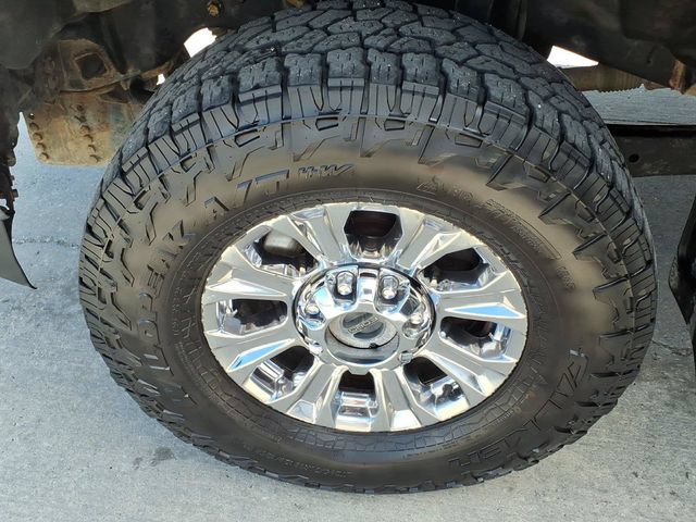 Used 2019 Ford F250 Lariat w/ Lariat Ultimate Package AWD/4WD image 9