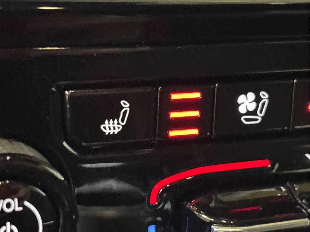 Used 2024 Jeep Grand Cherokee Trailhawk w/ Advanced Protech Group II image 38