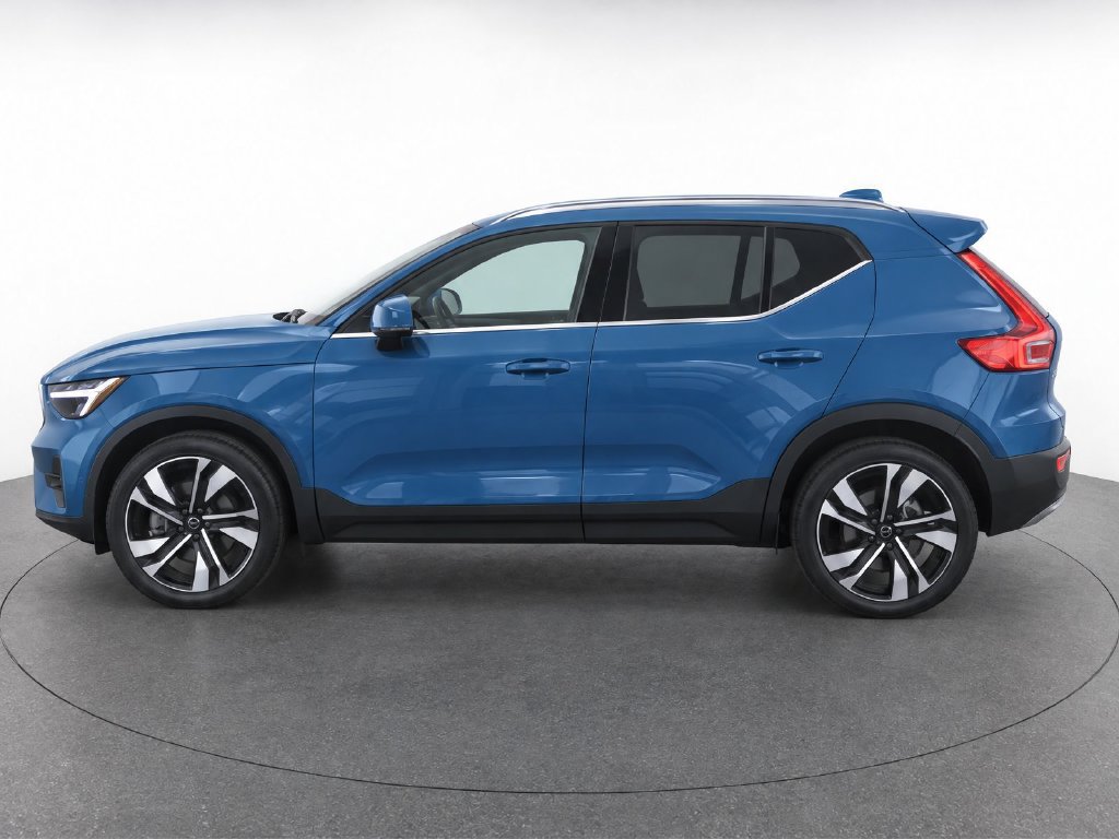 Certified 2024 Volvo XC40 B5 Plus w/ Protection Package Premier AWD/4WD image 6