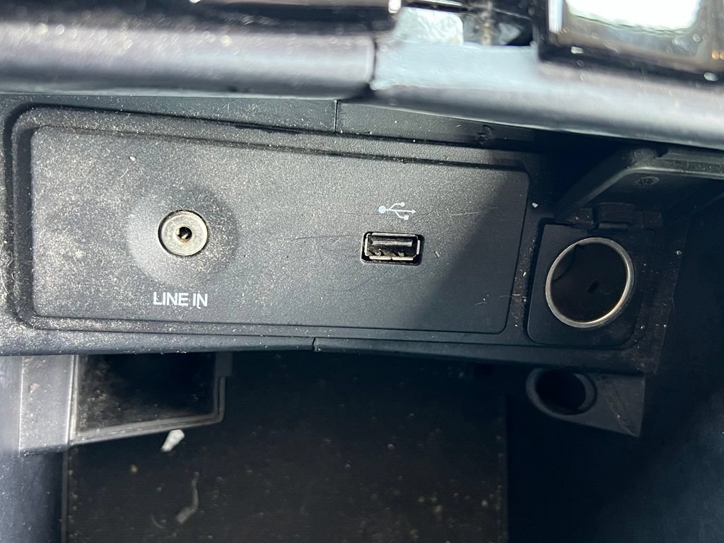 Used 2014 Ford Fusion SE FWD image 30