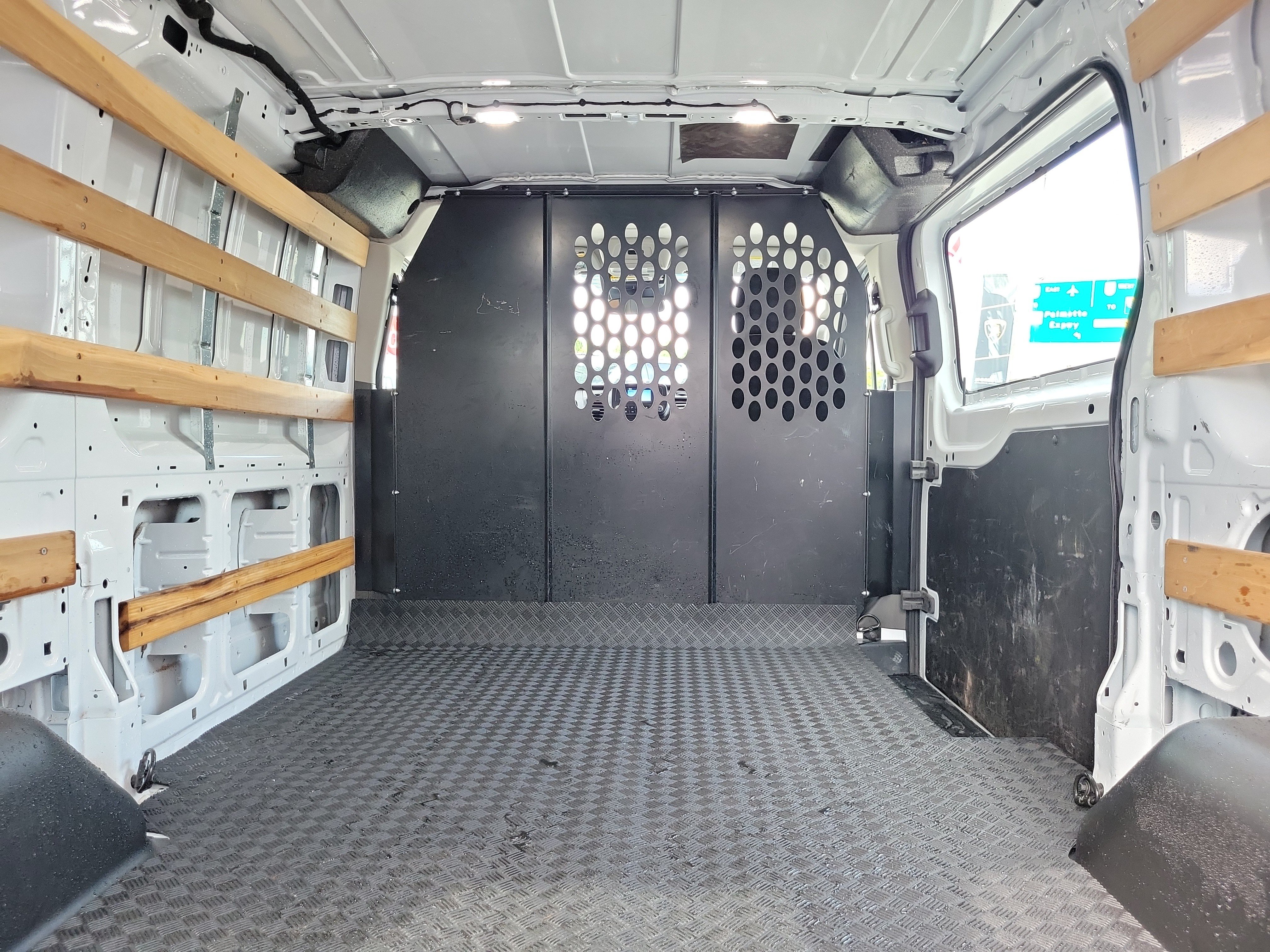 Used 2025 Ford Transit 250 Low Roof w/ Exterior Upgrade Package RWD image 12