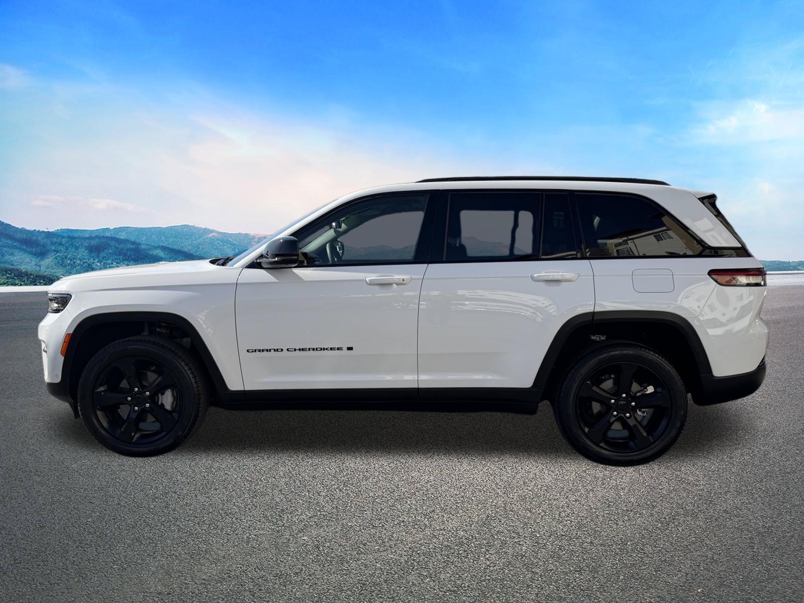 Used 2023 Jeep Grand Cherokee Limited w/ Luxury Tech Group II RWD image 6