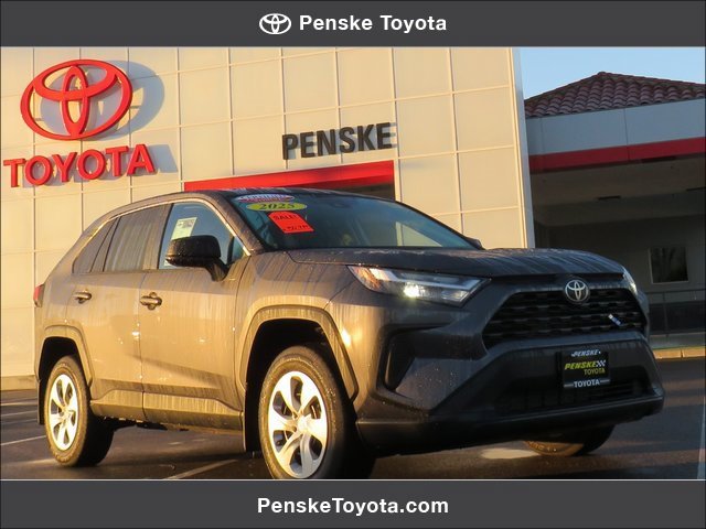 Certified 2025 Toyota RAV4 LE image 1
