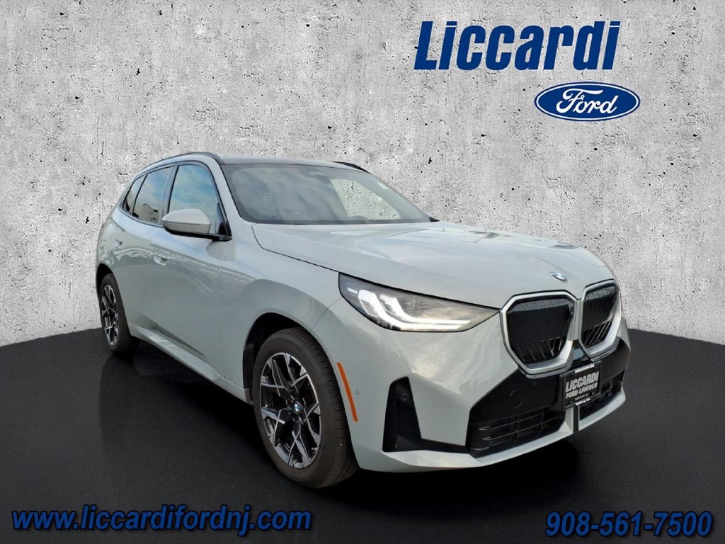Used 2025 BMW X3 xDrive30i AWD/4WD image 1