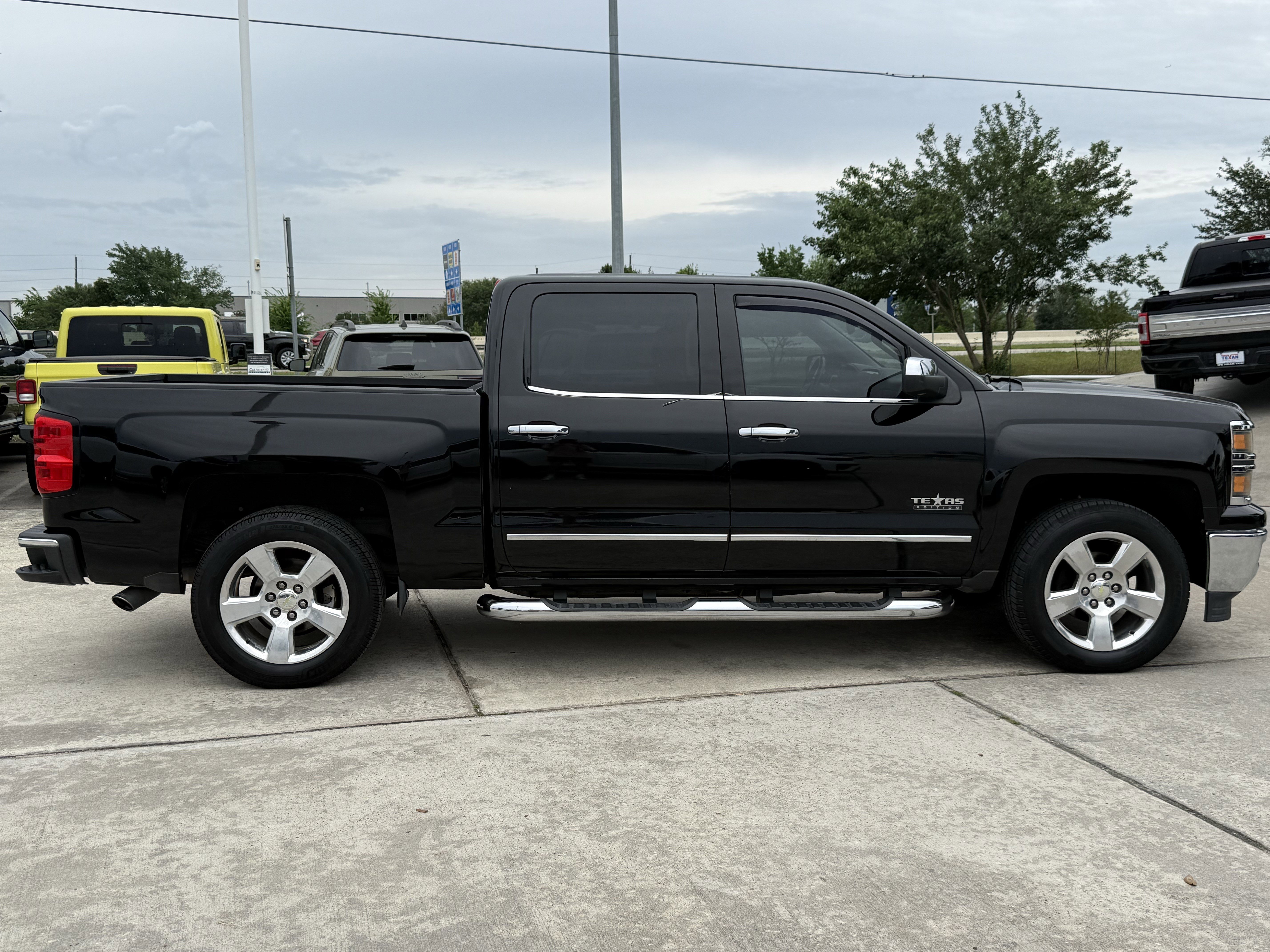 Used 2015 Chevrolet Silverado 1500 LTZ w/ Texas Edition, 1LZ Trim RWD image 3