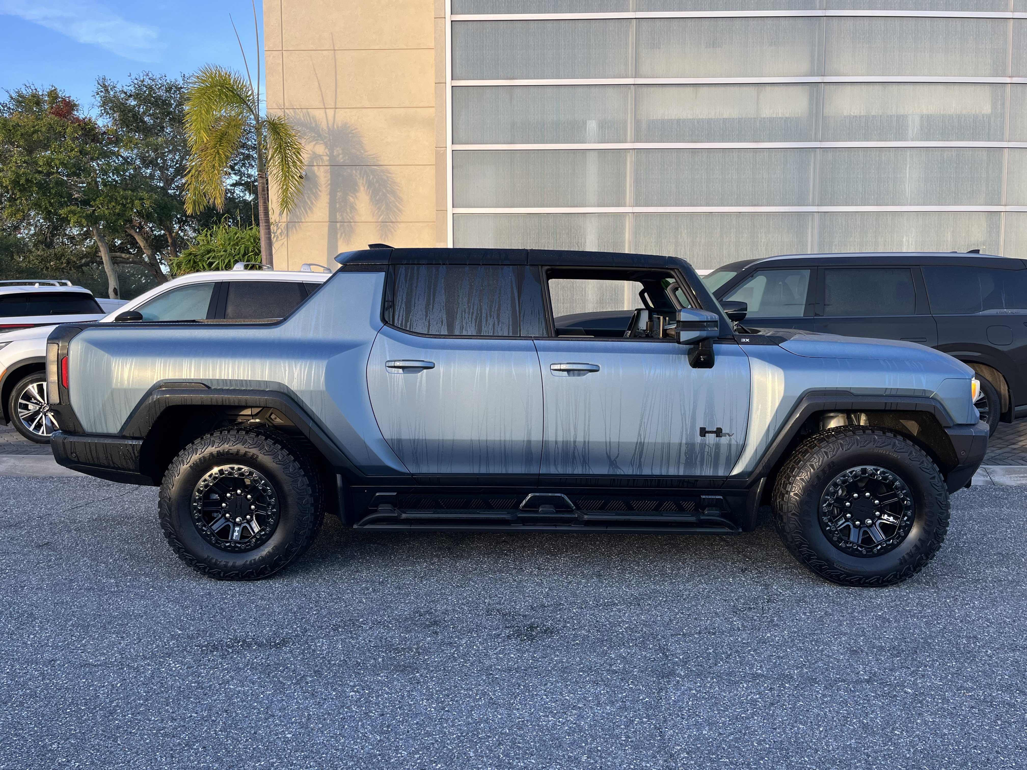 Used 2024 GMC Hummer EV 3X w/ Omega Edition image 6