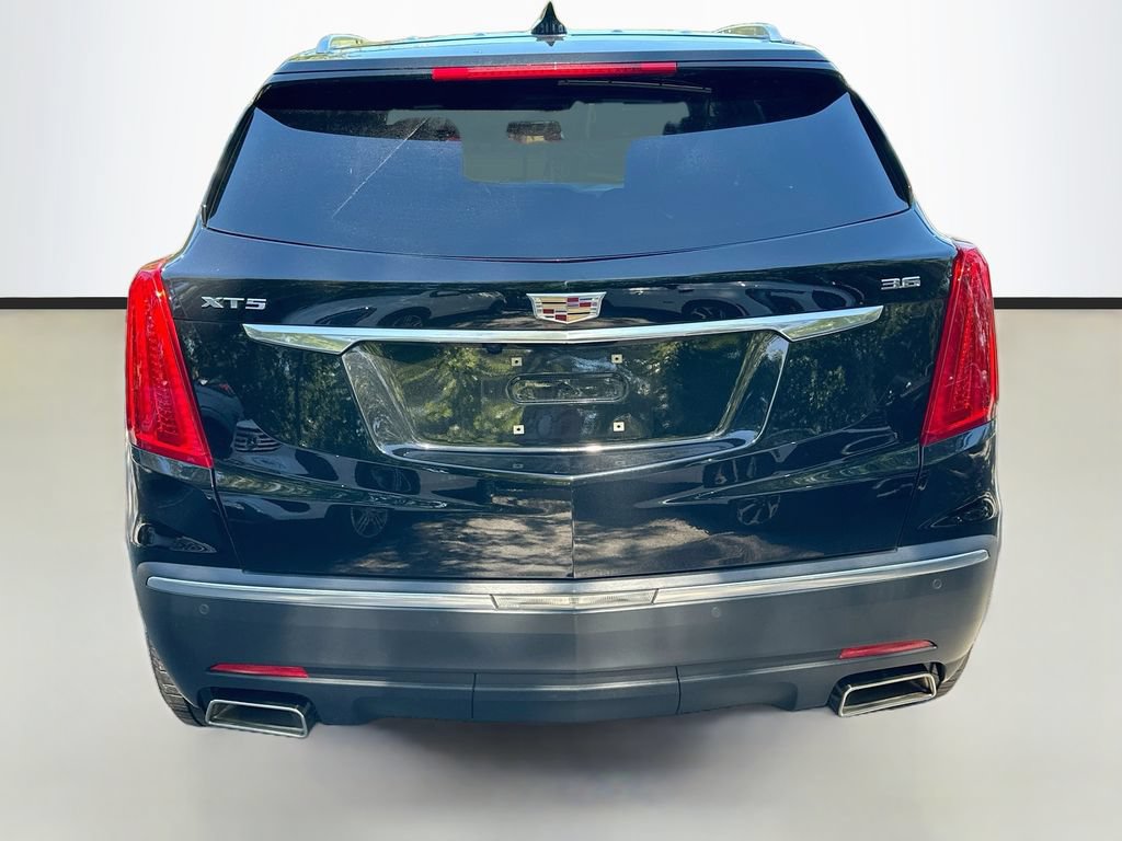 Used 2017 Cadillac XT5 Luxury w/ Driver Awareness Package FWD image 6