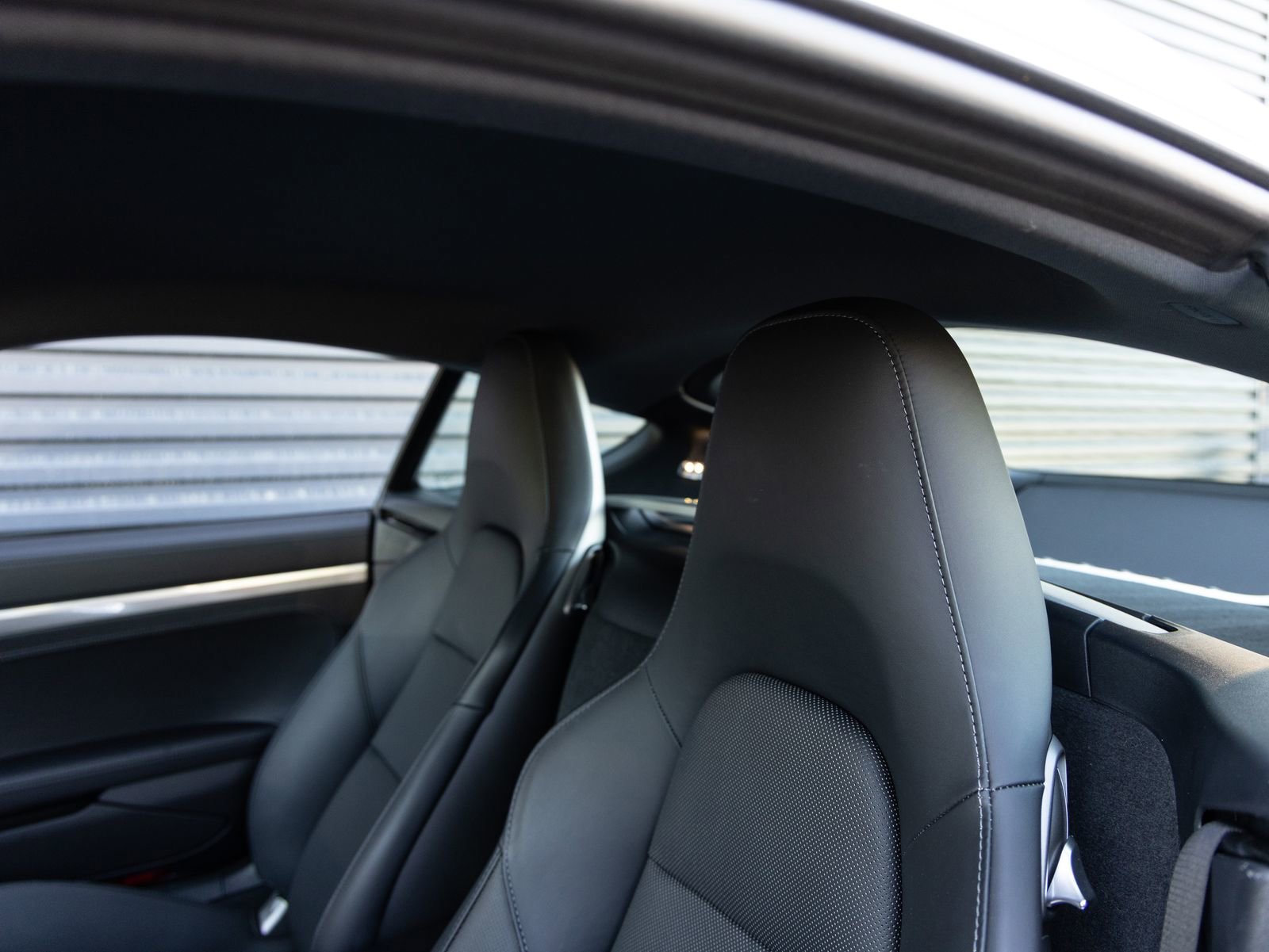 Certified 2025 Porsche 718 Cayman image 25