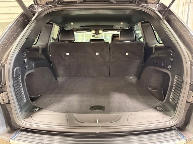 Used 2020 Jeep Grand Cherokee Limited image 35