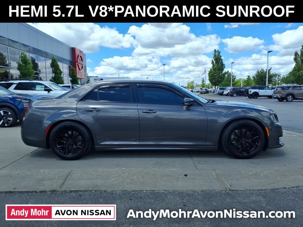 Used 2021 Chrysler 300 S w/ S Model Appearance Package RWD image 8