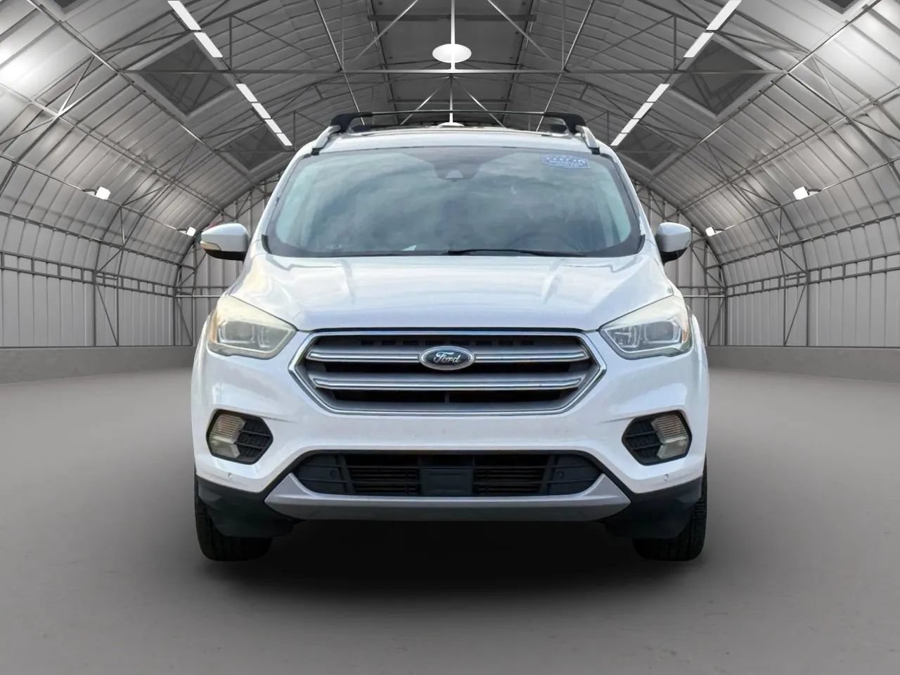 Used 2018 Ford Escape Titanium w/ Ford Safe & Smart Package FWD image 2