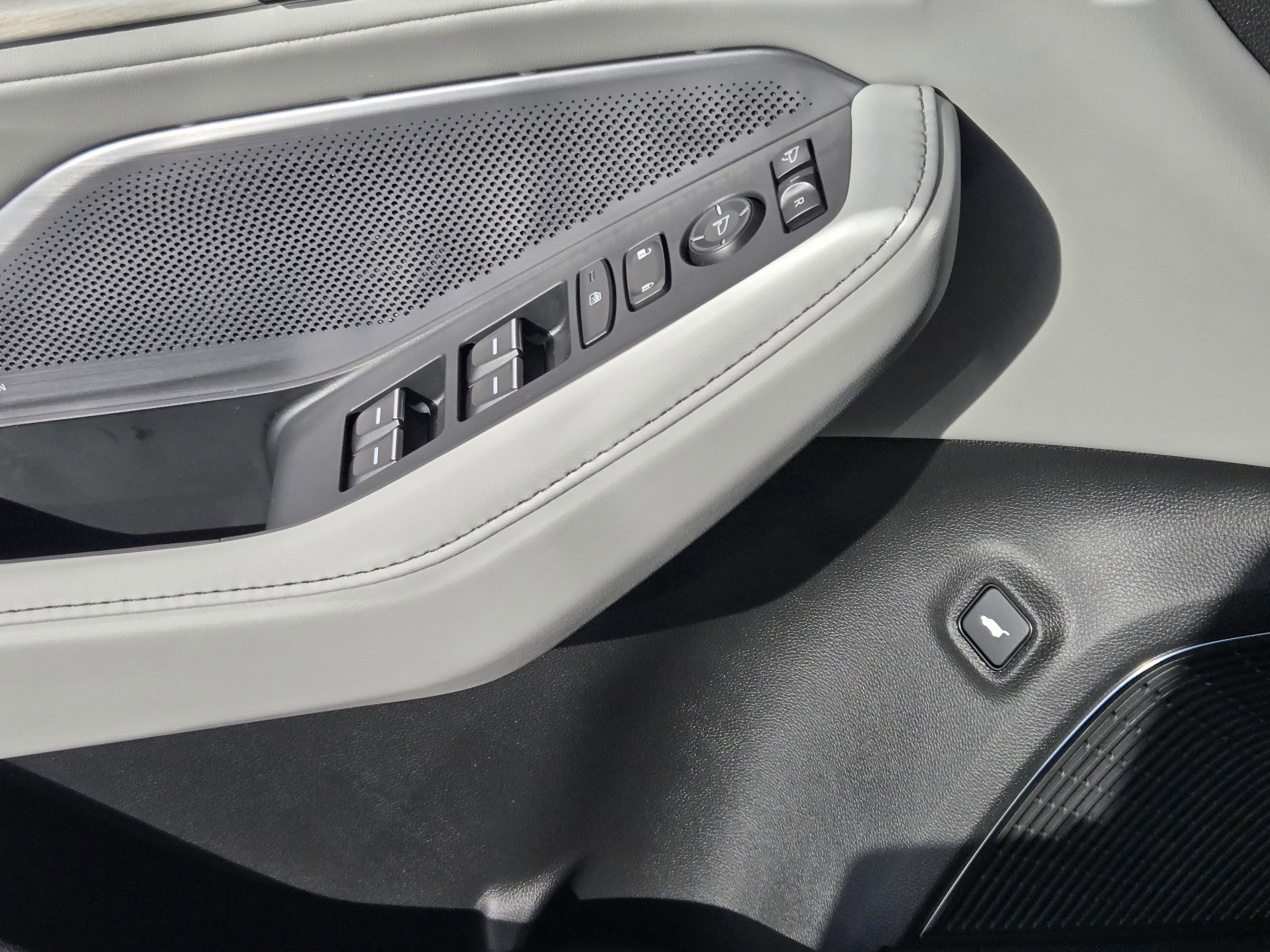 New 2026 Acura MDX FWD w/ Technology Package image 18