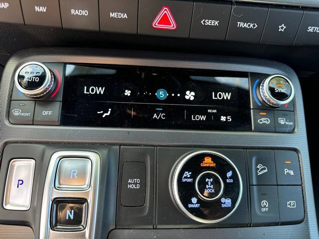 Used 2024 Hyundai Palisade Calligraphy AWD/4WD image 18