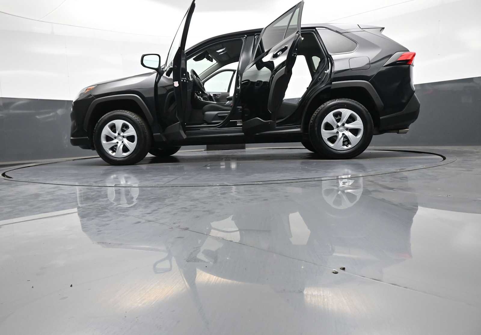Used 2025 Toyota RAV4 LE FWD image 46
