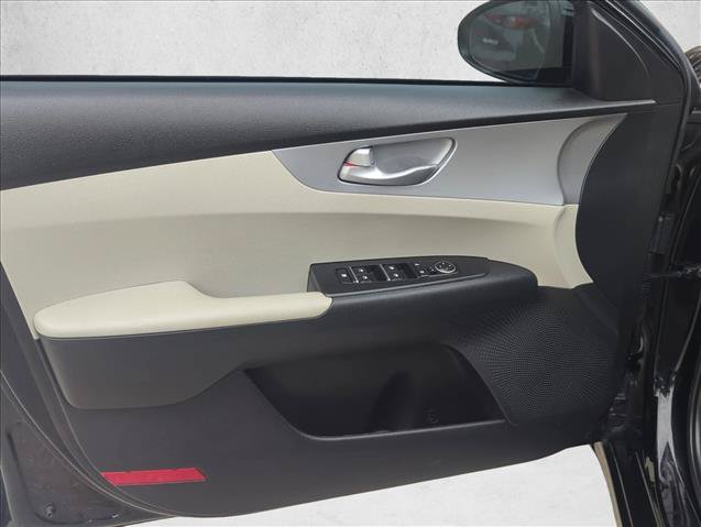 Used 2023 Kia Forte LXS FWD image 10