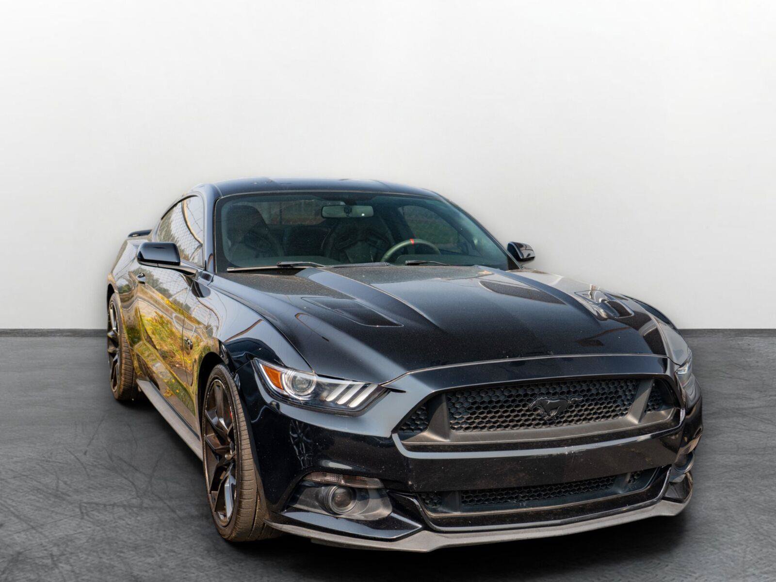 Used 2016 Ford Mustang GT w/ Black Accent Package RWD image 1
