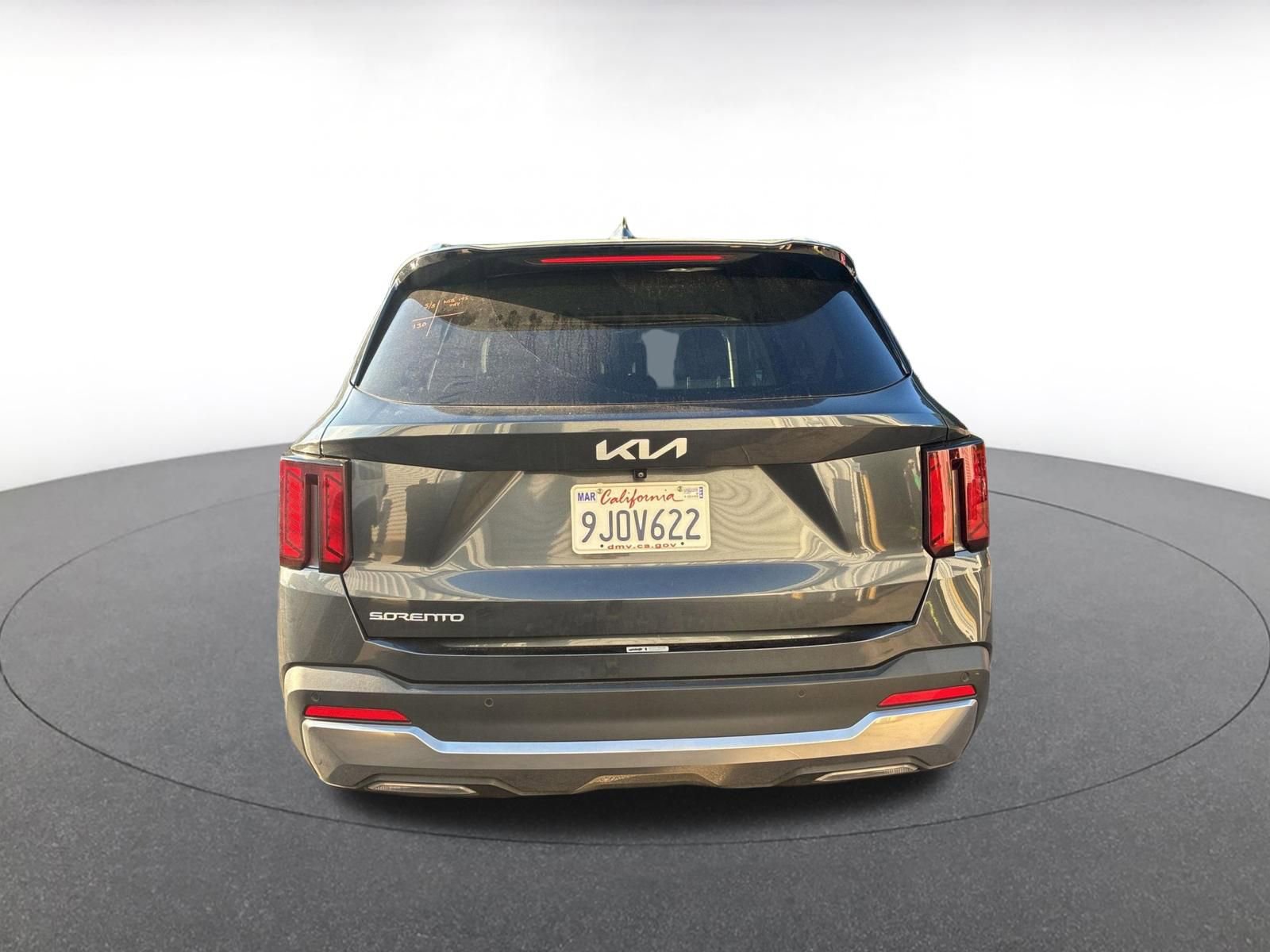 Used 2024 Kia Sorento S FWD image 7