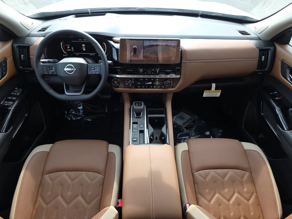 New 2026 Nissan Pathfinder Platinum FWD image 17
