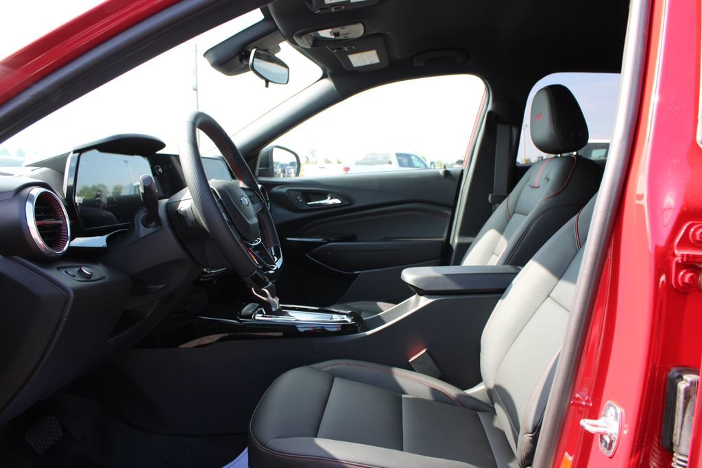 New 2026 Chevrolet Trax RS w/ Driver Confidence Package FWD image 23