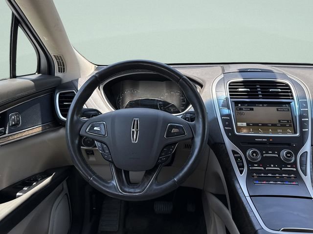 Used 2016 Lincoln MKX Reserve w/ Equipment Group 102A AWD/4WD image 27