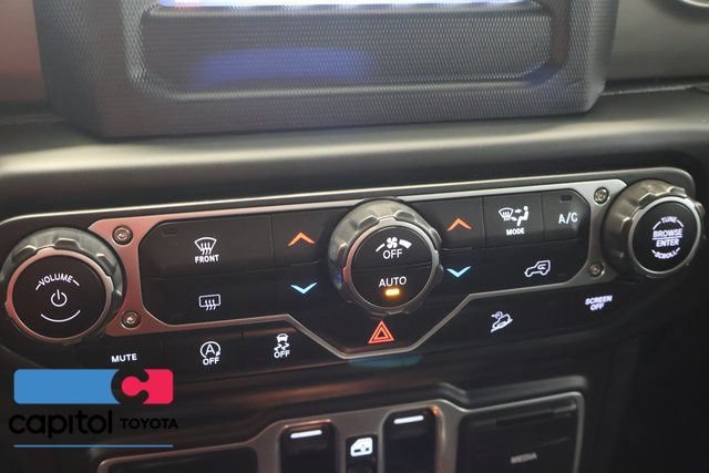 Used 2018 Jeep Wrangler Unlimited Sport S AWD/4WD image 18