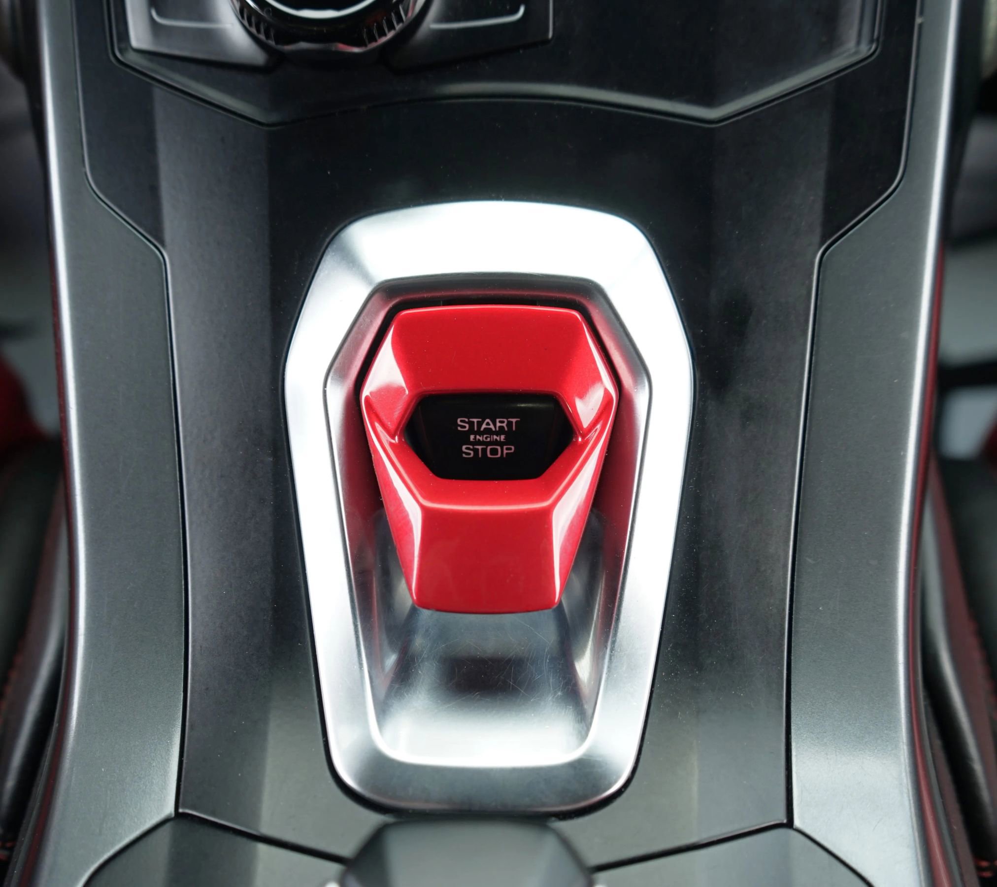 Used 2018 Lamborghini Huracan LP 580-2 image 32