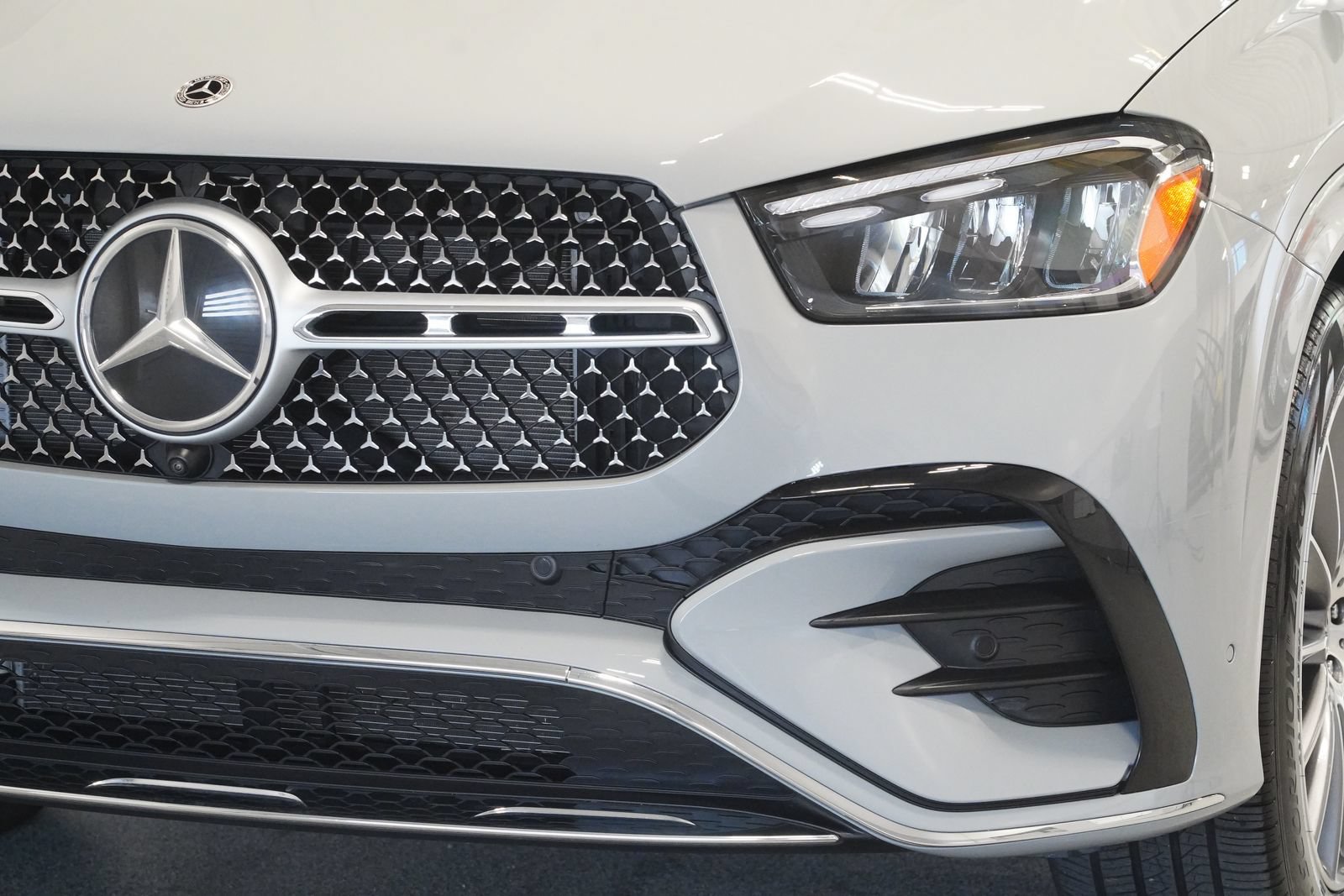 Certified 2024 Mercedes-Benz GLE 350 4MATIC image 6