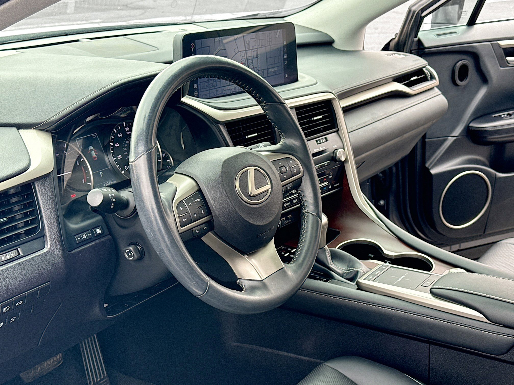 Used 2022 Lexus RX 350 AWD w/ Premium Package image 4