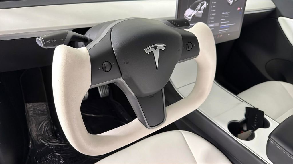 Used 2020 Tesla Model Y Long Range AWD/4WD image 22