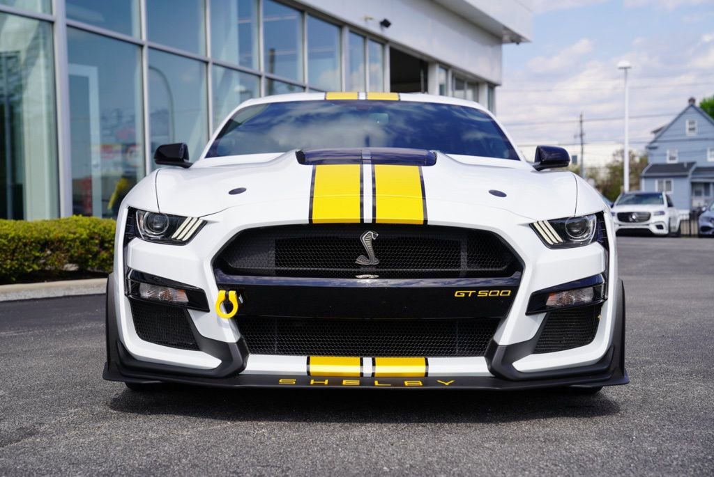Used 2022 Ford Mustang Shelby GT500 w/ Technology Package RWD image 29