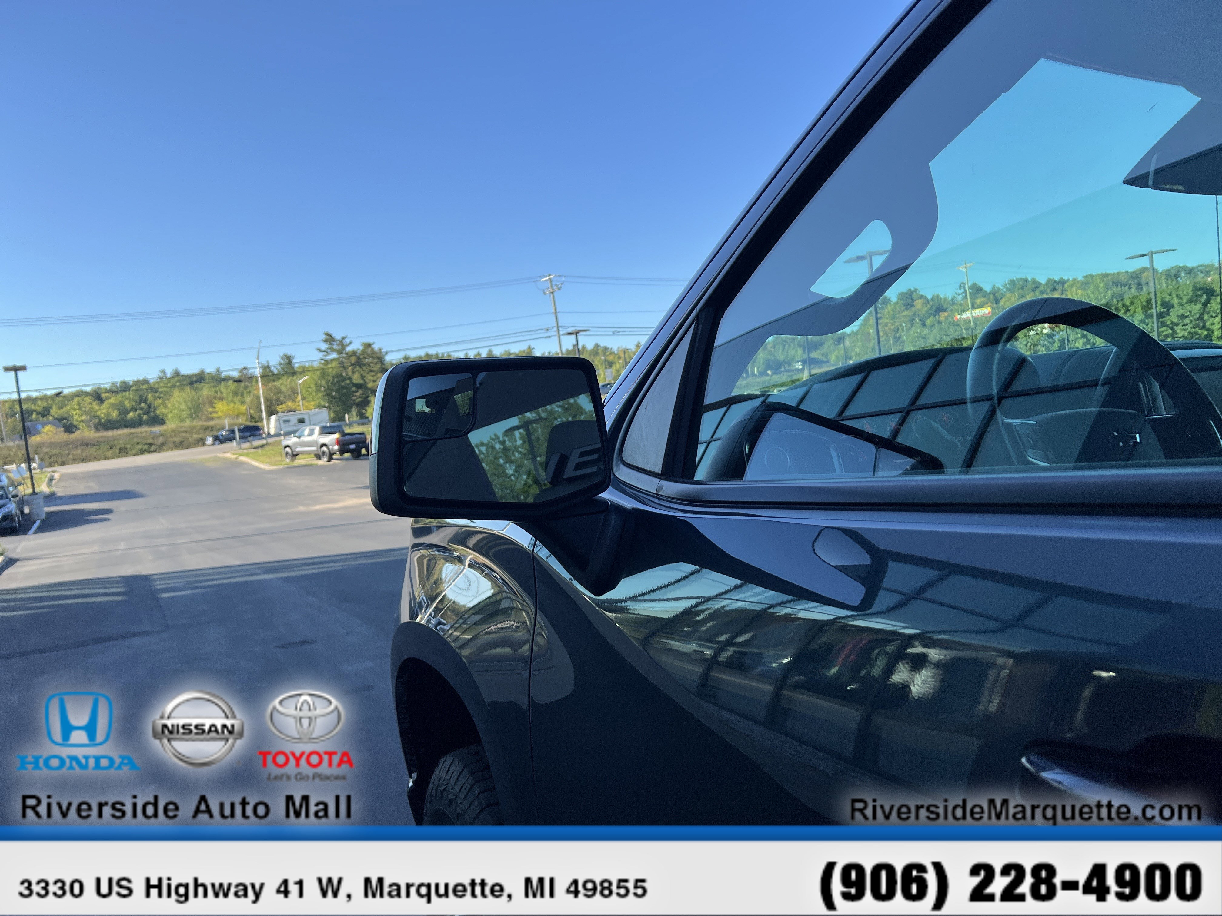 Used 2019 Chevrolet Silverado 1500 LT Trail Boss w/ Convenience Package image 5