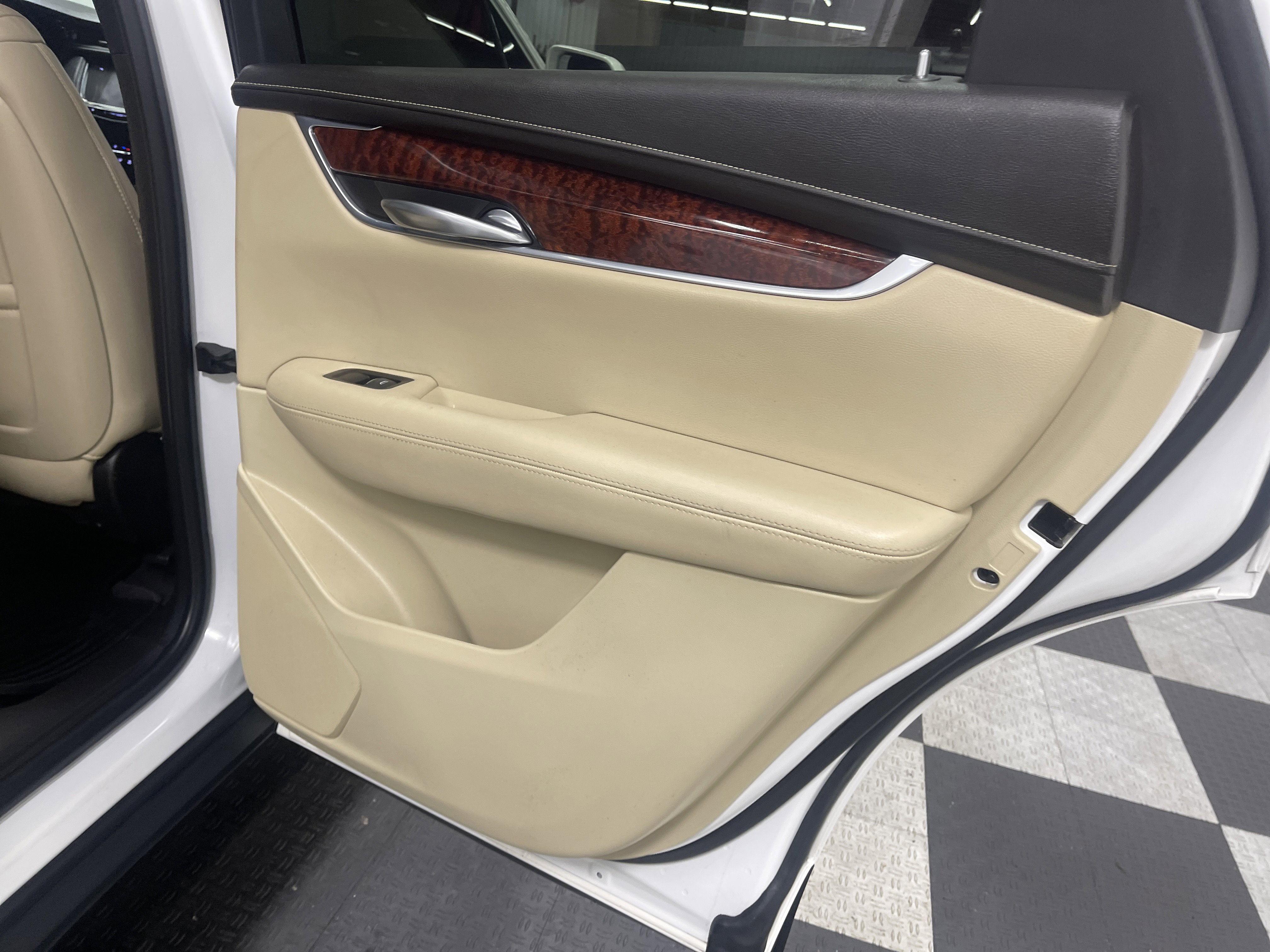 Used 2019 Cadillac XT5 Luxury image 19