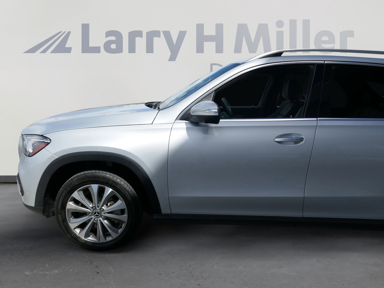 Used 2021 Mercedes-Benz GLE 350 4MATIC image 28